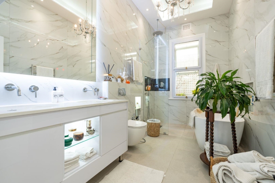 To Let 3 Bedroom Property for Rent in Fresnaye Western Cape